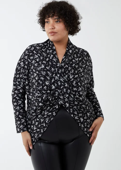 Blue Vanilla Black Curve Draped Dip Hem Top - Size 22-24 Image 1