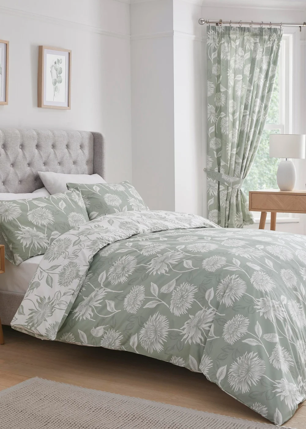 Dreams & Drapes Design Chrysanthemum Green Duvet Cover Set - Double Image 1