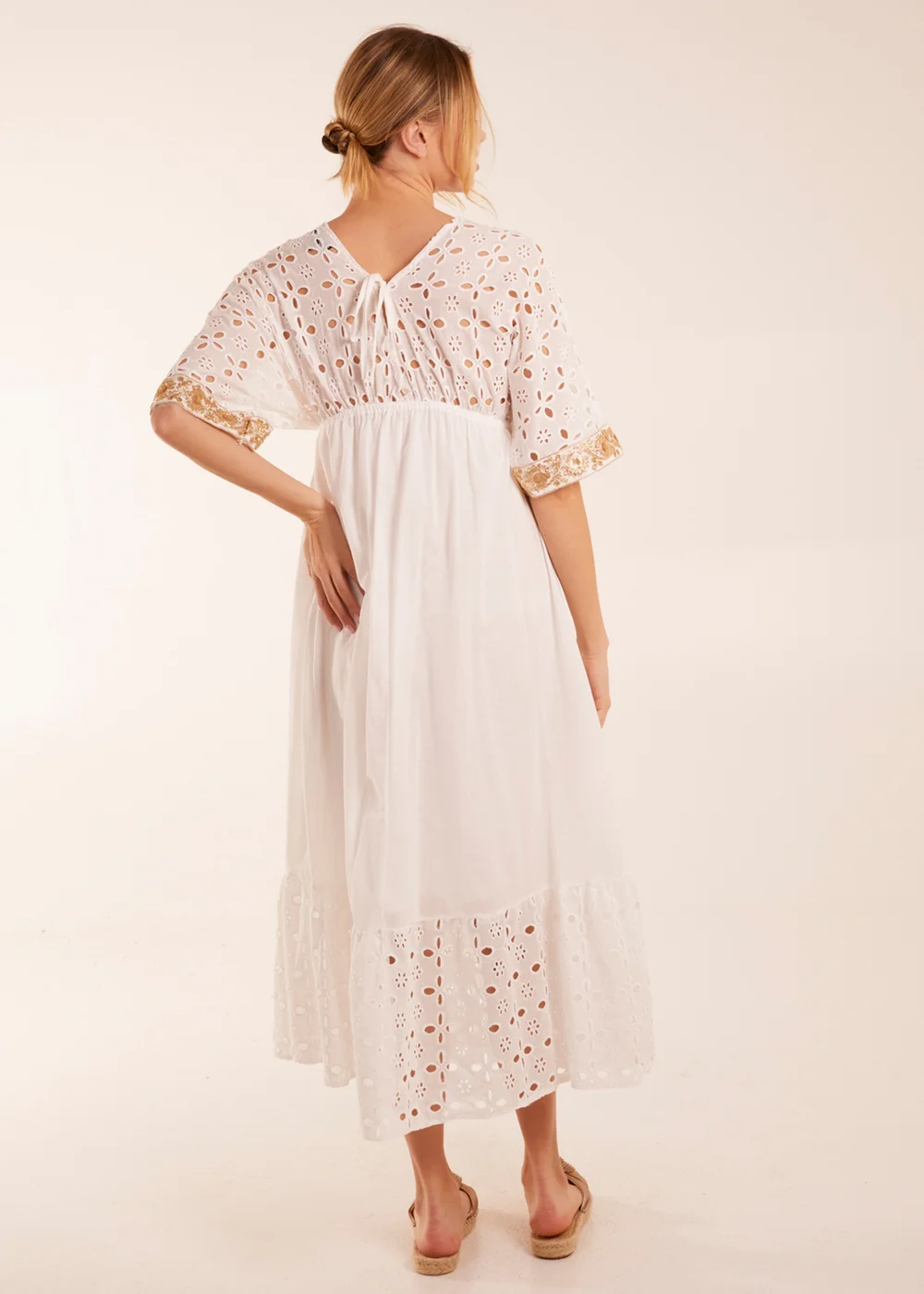 Blue Vanilla Ivory V-Neck Short Sleeve Dress - M/L Image 2