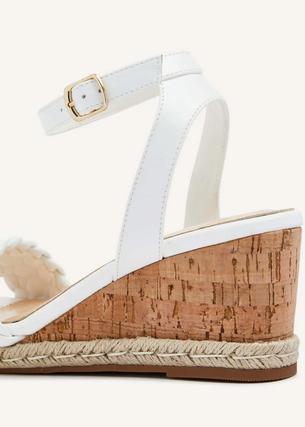 Linzi Regan White Faux Leather Wedge Sandals - Size 7 Image 4