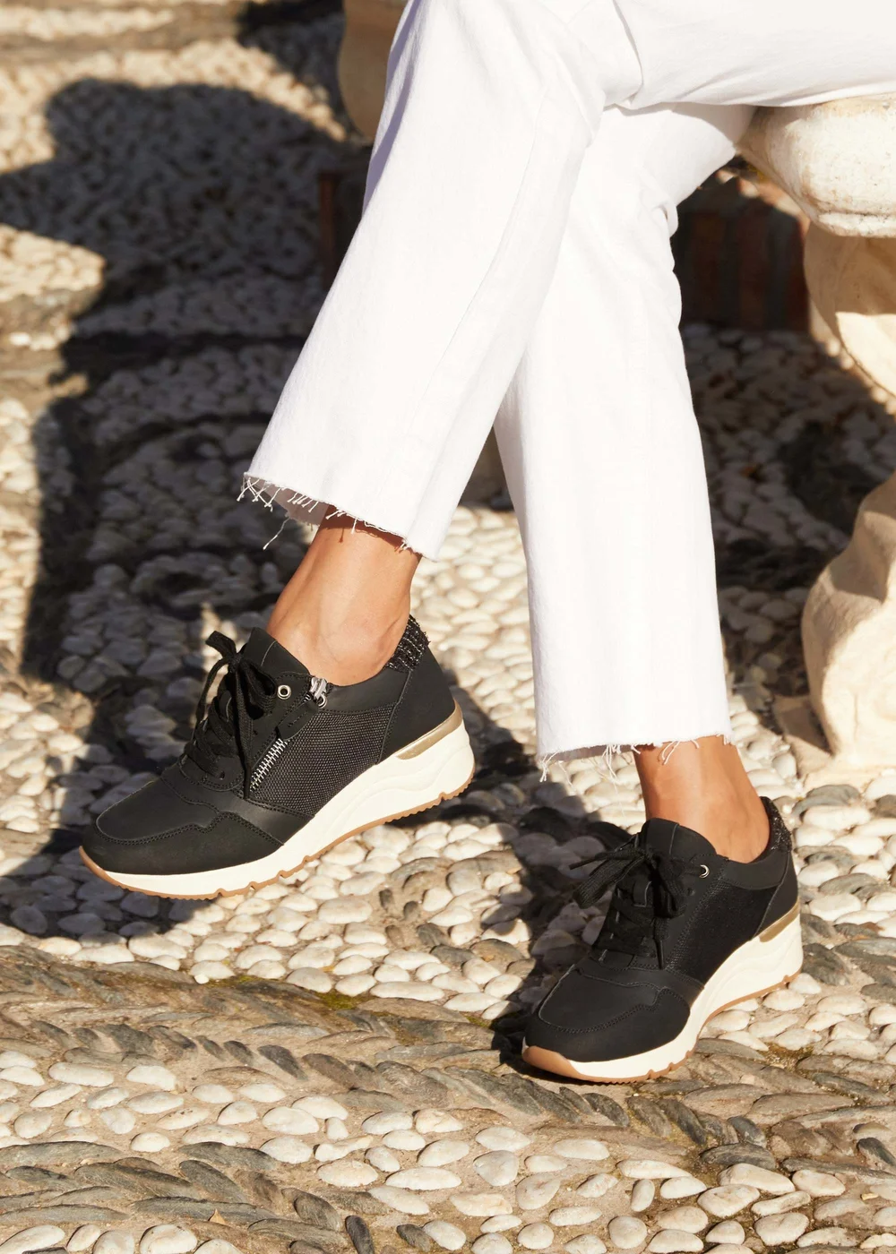 Linzi Luca Black Wedge Trainer - Size 7 Image 1