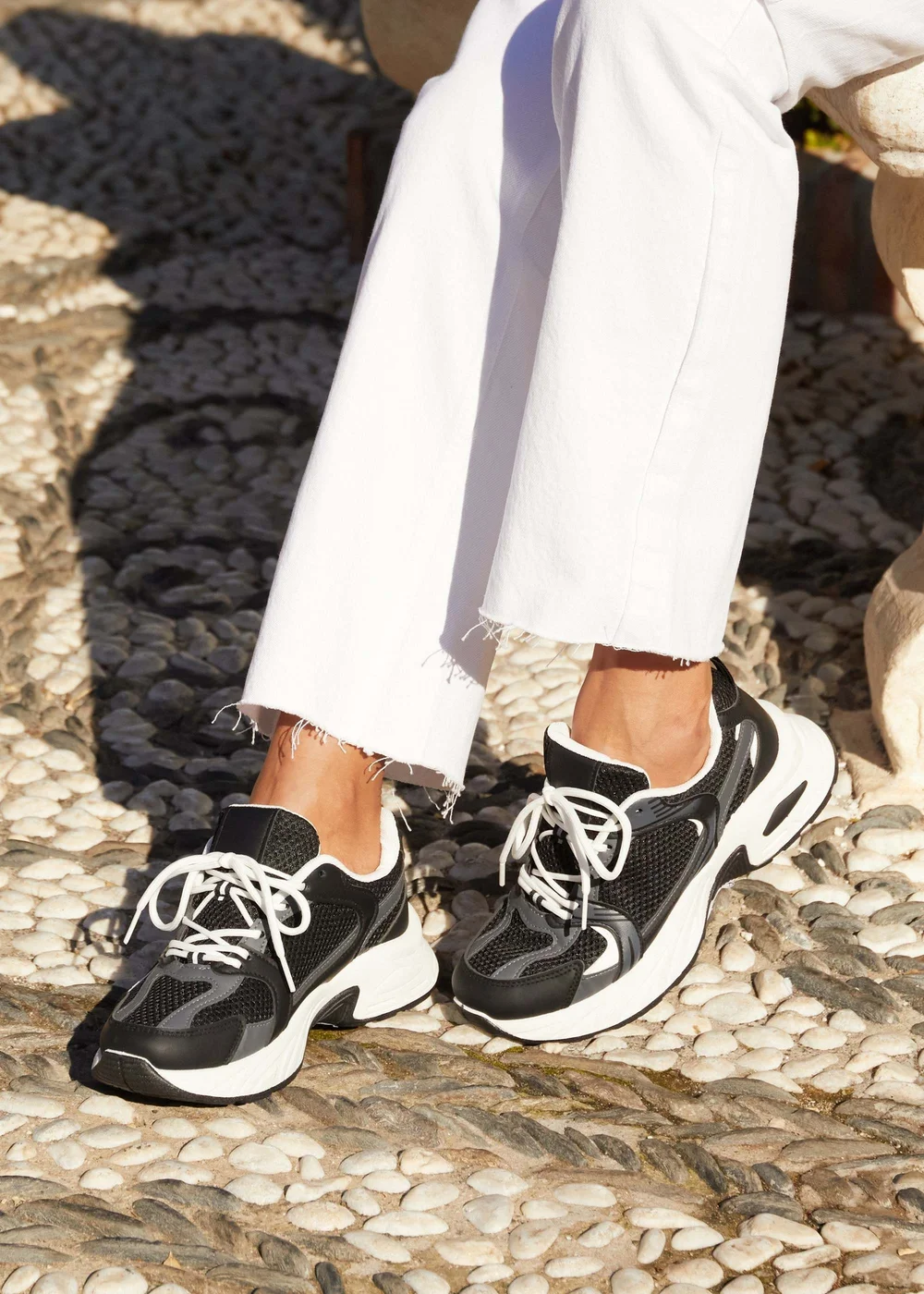 Linzi Venture Black Mesh Effect Chunky Trainer - Size 4 Image 1