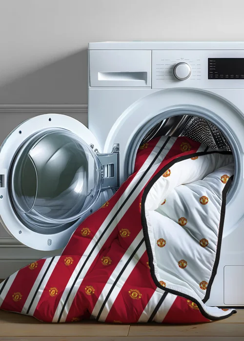 Manchester United FC Coverless Quilt - Single 10.5 Tog - Single Image 2