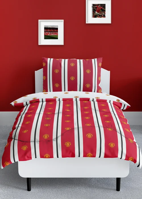 Manchester United FC Coverless Quilt - Single 10.5 Tog - Single Image 1