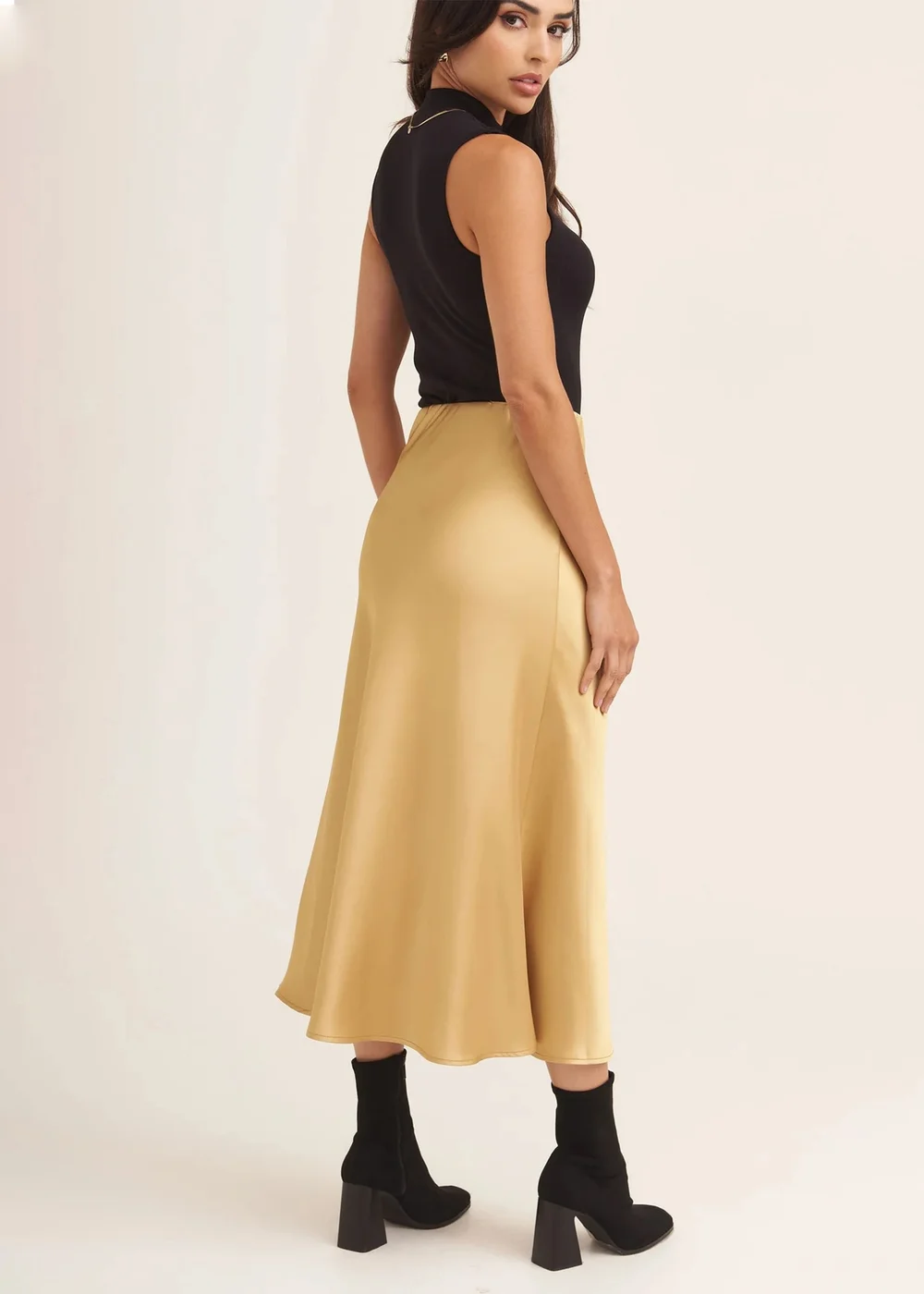 Gini London Sandy Gold Satin Bias Cut Midi Skirt - 14 Image 2
