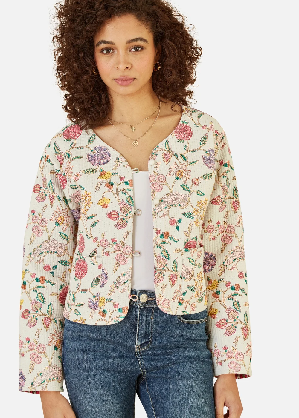 Yumi White Floral Print Reversible Cotton Cropped Quilted Jacket - 16 Image 2