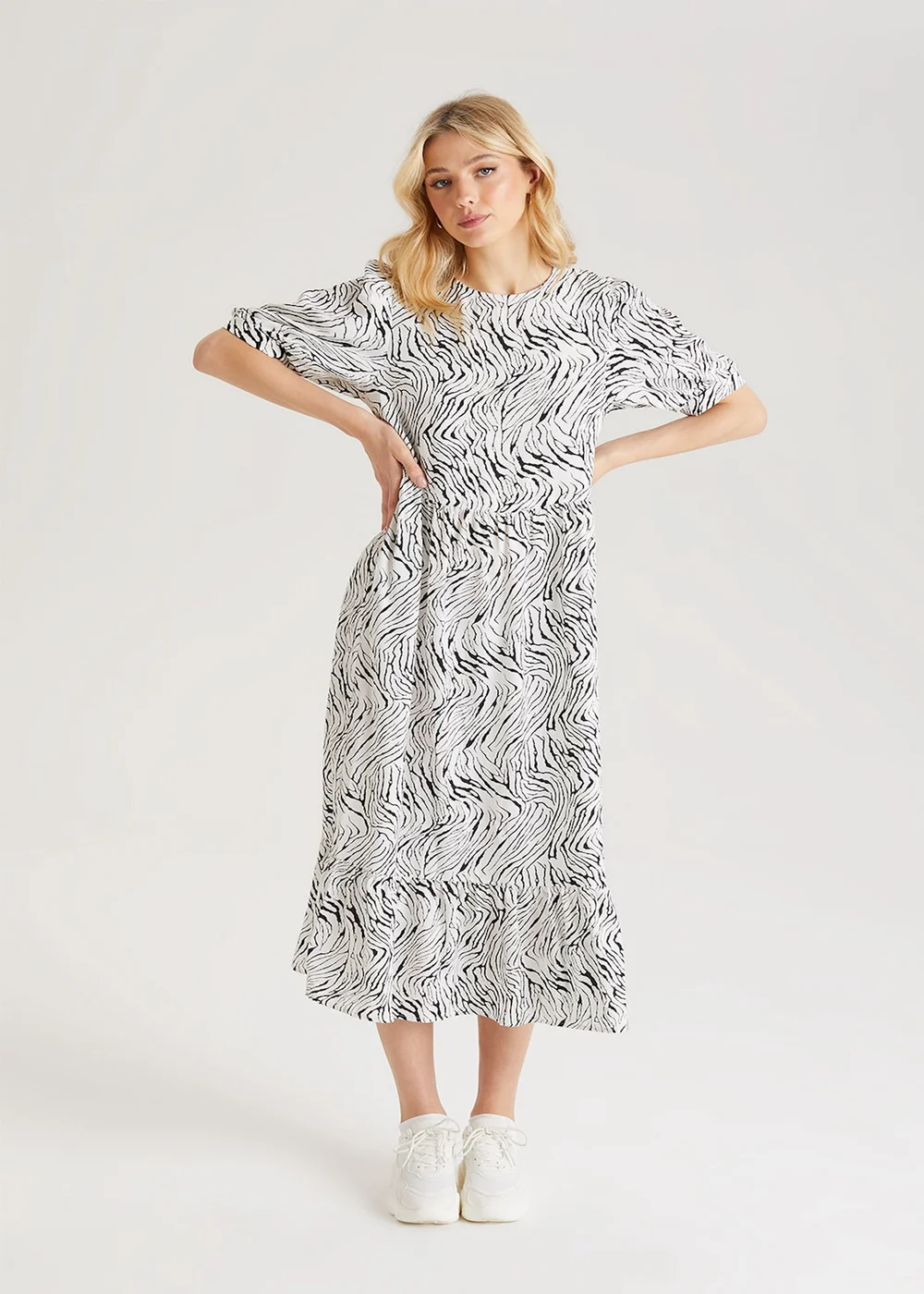 Urban Bliss White Linea Midi Smock Dress - 10 Image 2
