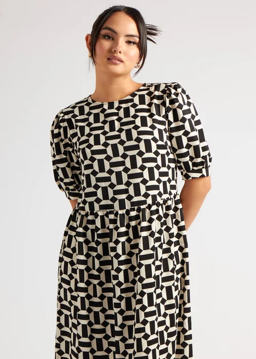 Urban Bliss Black Geometric Smock Dress - 8 Image 3