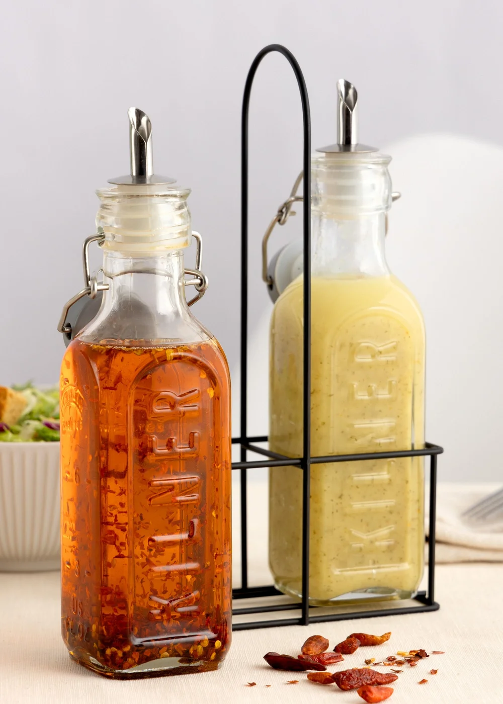 Kilner Set of 2 Oil Bottles & Metal Rack (300ml) - One Size Image 2