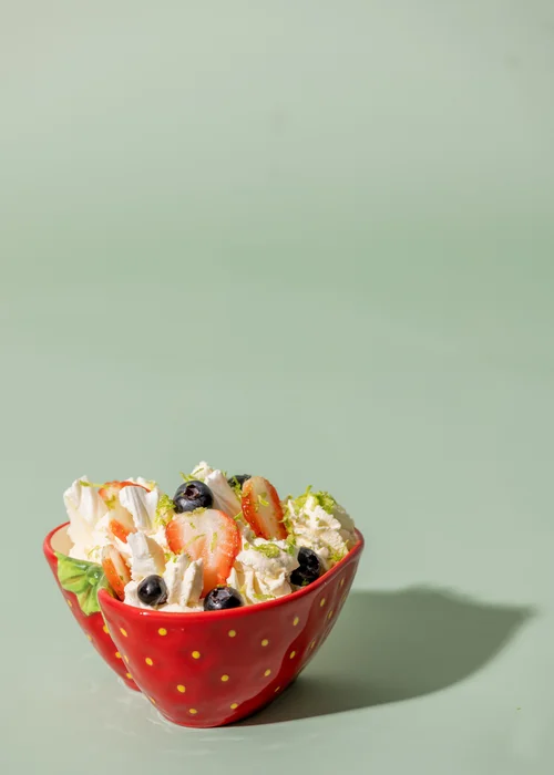 Typhoon World Foods Set of 2 Strawberry Bowls (12cm) - One Size Image 3