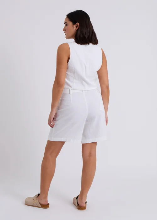 Urban Bliss White Linen Blend Short - 8 Image 2