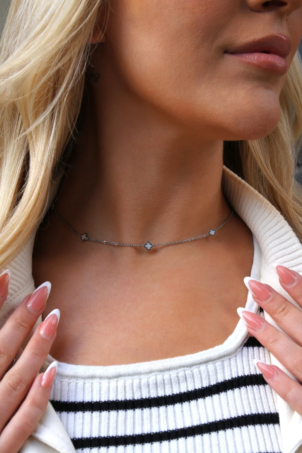 Say It With Silver & Pearl Clover Dainty Choker Necklace - One Size Image 2