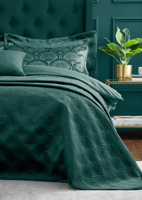 Catherine Lansfield Art Deco Pearl Quilted Bedspread (220x230cm) - One Size Image 1