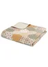 Catherine Lansfield Floral Patchwork Quilted Bedspread (220x230cm) - One Size Image 4