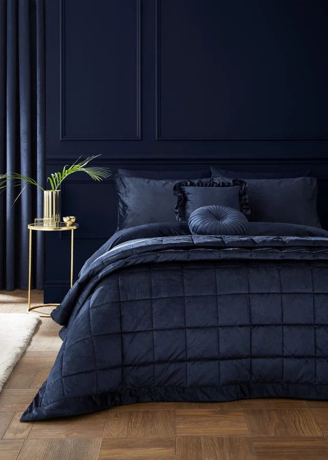 Catherine Lansfield Kingsley Soft Matt Velvet King Duvet Cover Set Navy Blue