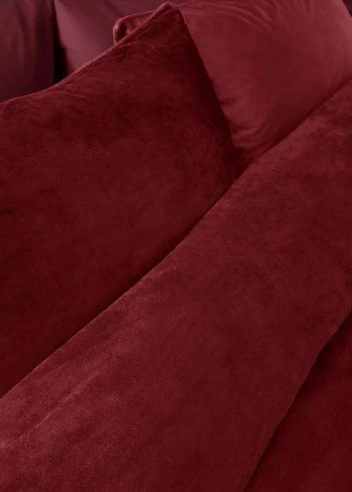 Catherine Lansfield Kingsley Soft Matt Velvet Duvet Cover Set Raspberry - King Image 4