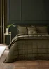 Catherine Lansfield Kingsley Soft Matt Velvet Duvet Cover Set - Single Image 1