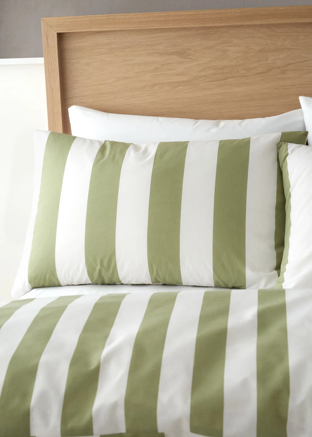 Catherine Lansfield Cove Stripe Reversible Duvet Cover Set Green - Single Image 3