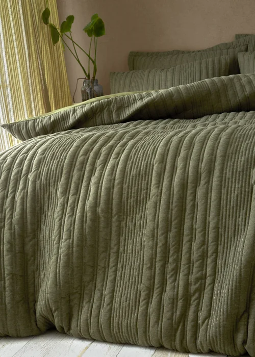 Pineapple Elephant Tamba Jersey Stripe Quilted Duvet Cover Set - Single Image 3