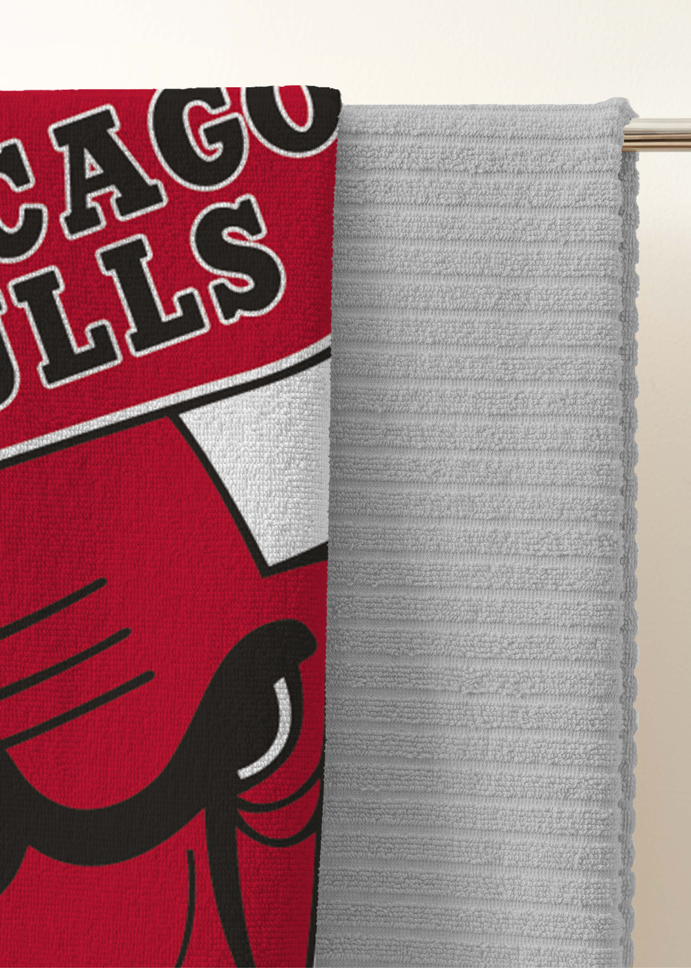 NBA Chicago Beach Pool Towel - One Size Image 2