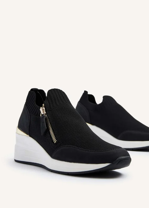 Linzi Adler Black Flyknit Wedged Trainer - Size 6 Image 4