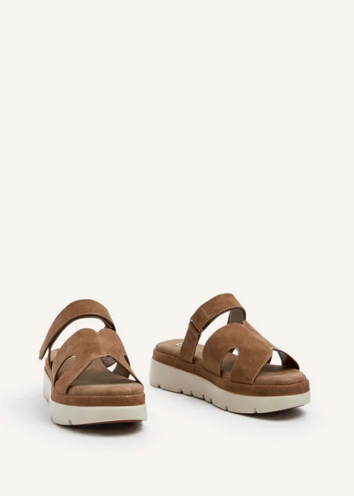 Linzi Harper Tan Faux Nubuck Chunky Link Strap Sandal - Size 6 Image 3