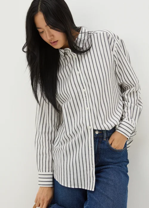 White Bold Stripe Shirt - Size 8 Image 1