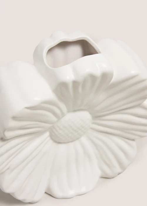 White Daisy Vase Image 2