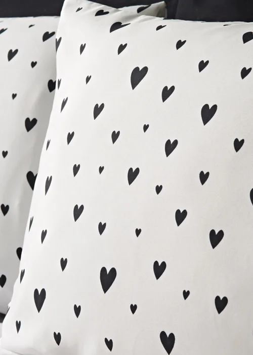 Black & White Heart Duvet Set - Single Image 2