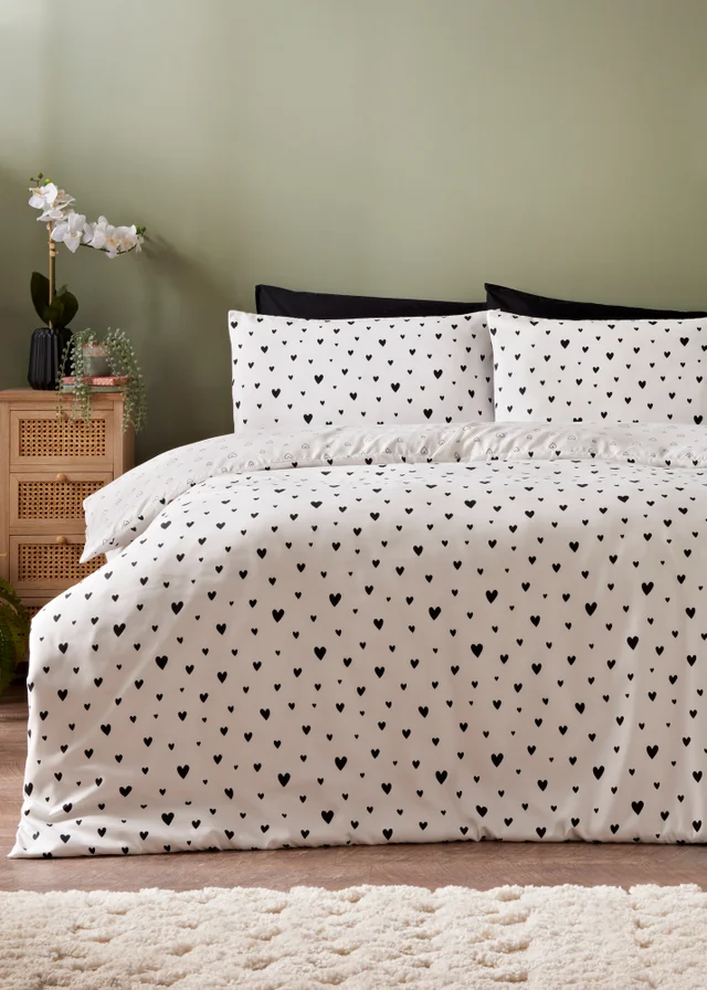 Black & White Heart Duvet Set