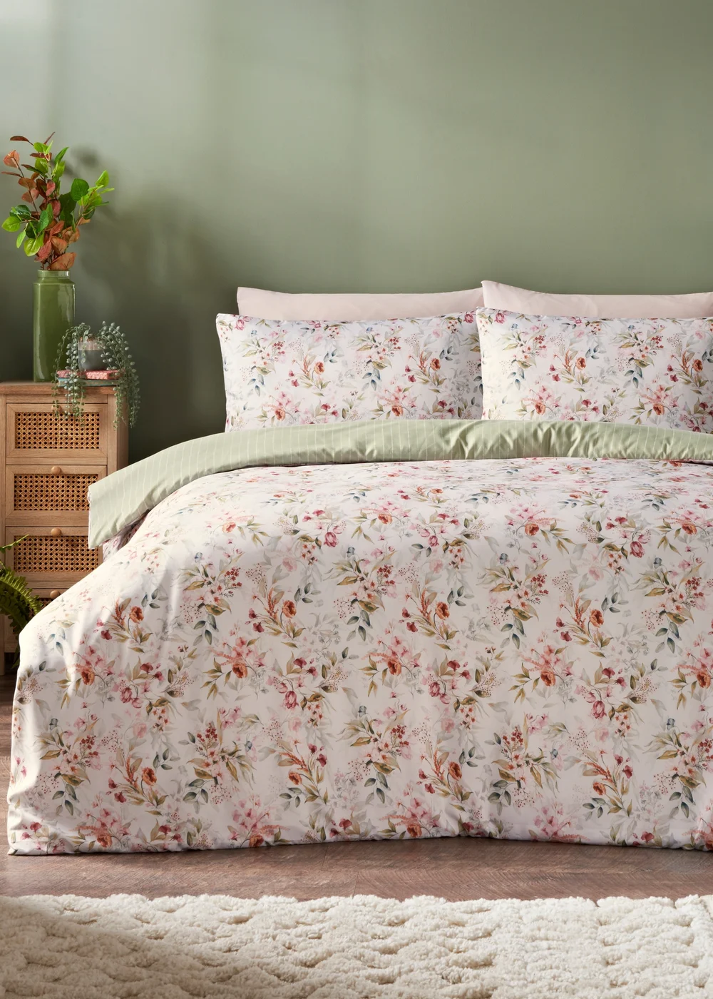 Green Peonies Duvet Set - Double Image 1