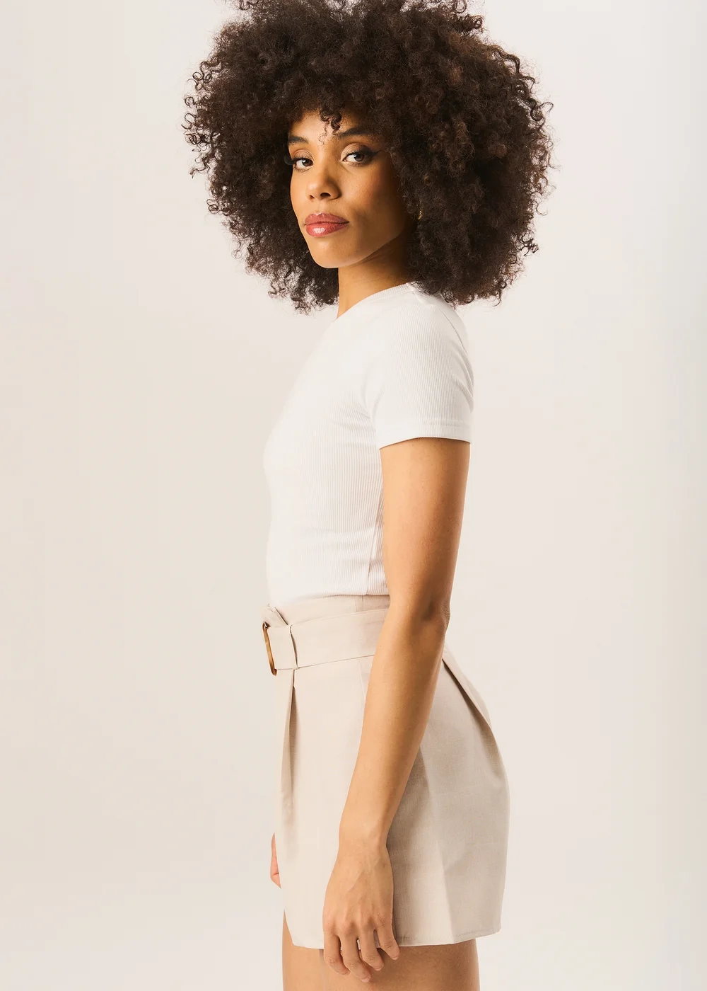 Gini London Stone Belt Detail Shorts - 8 Image 4