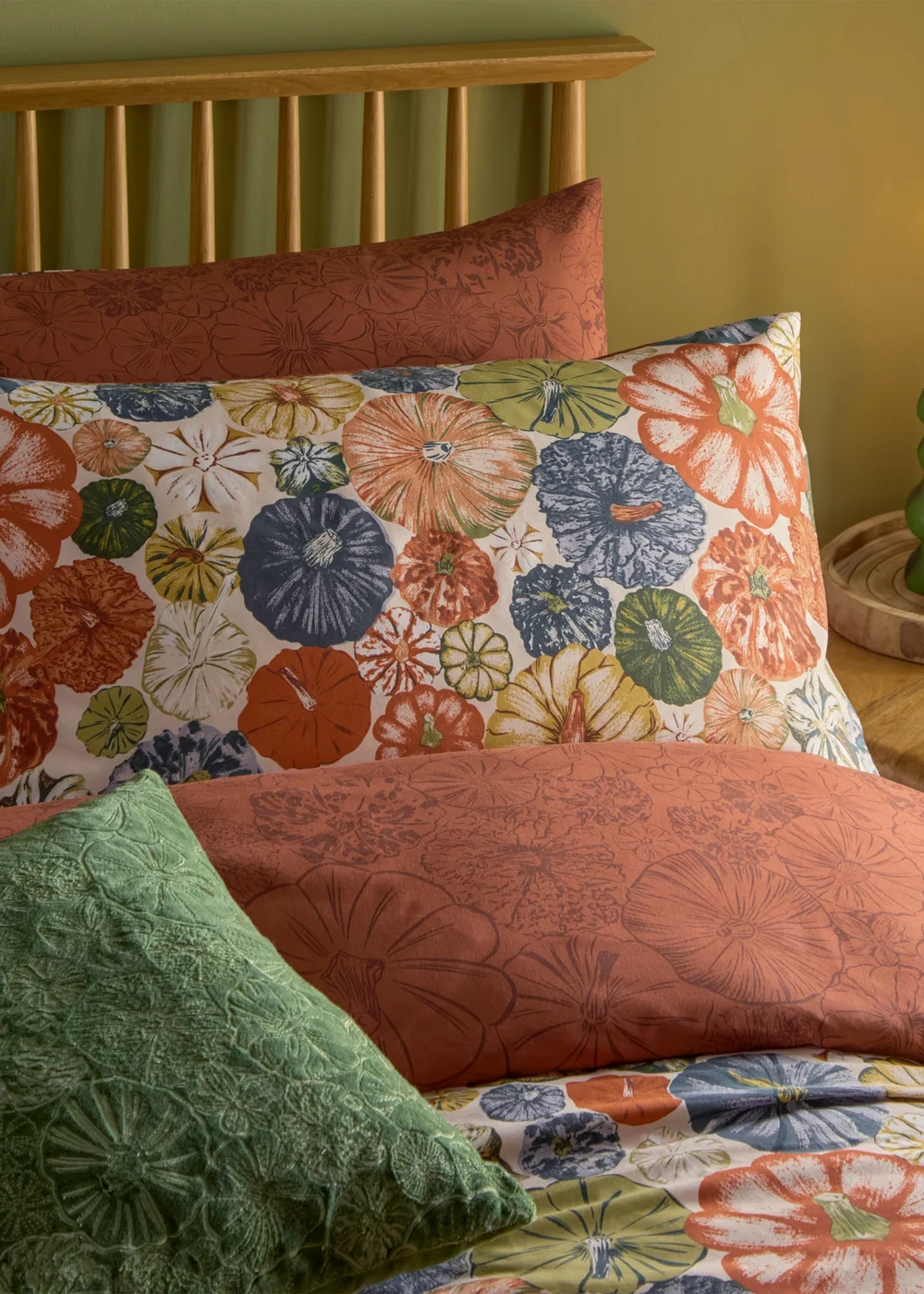 furn. Picking Patch Pecan Duvet Cover Set - Single Image 2