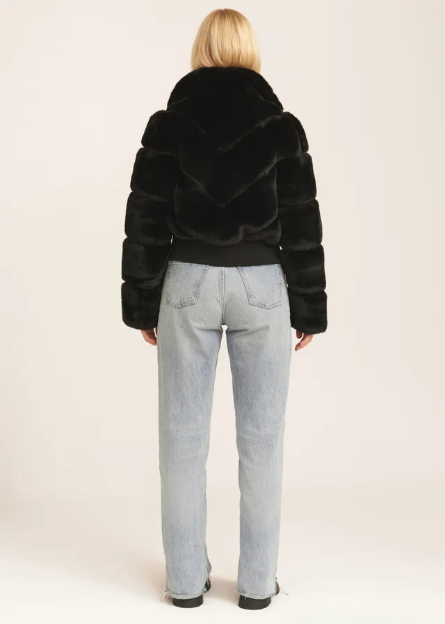 Gini London Black Faux Fur Zip Front Short Jacket