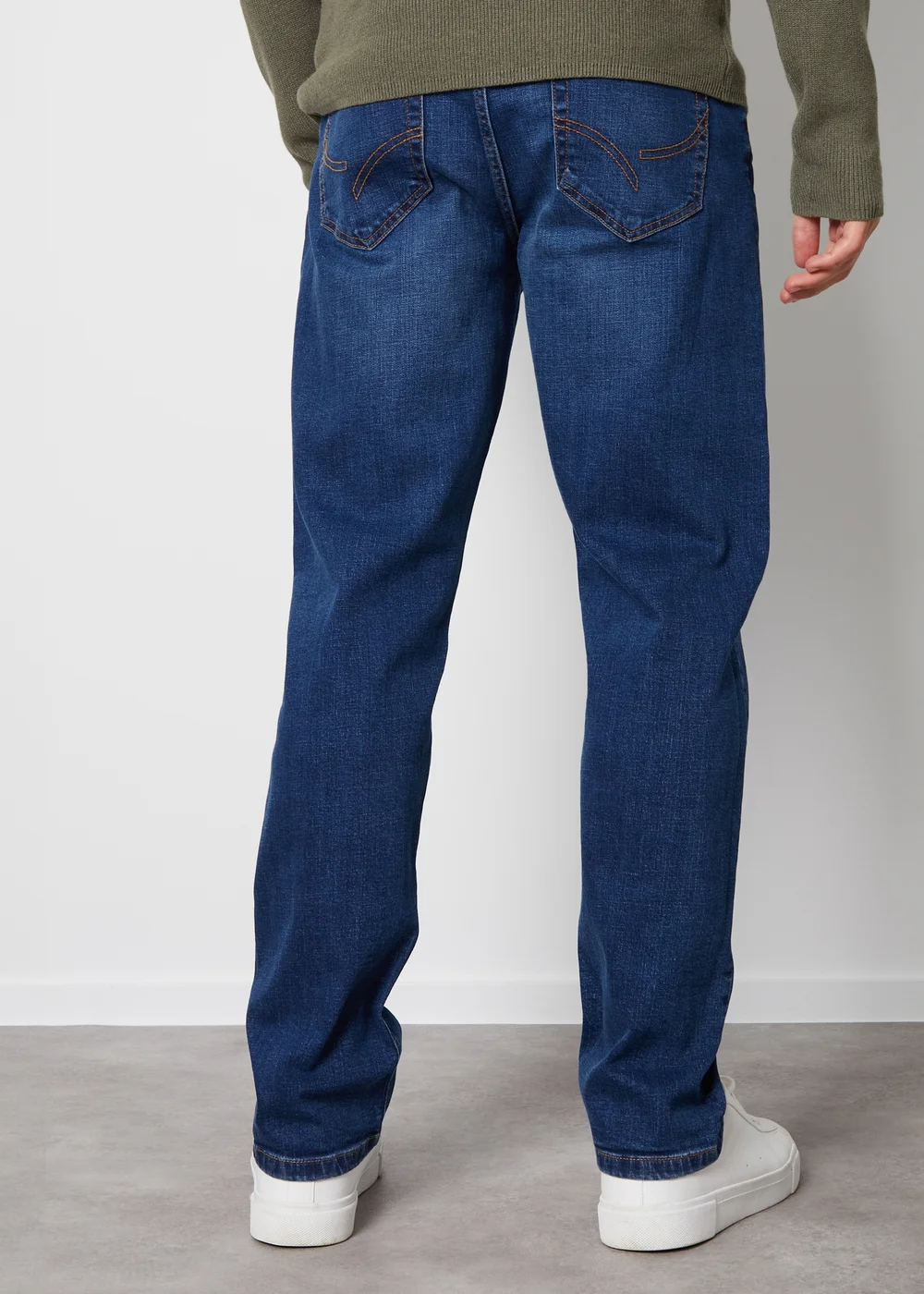 Threadbare Blue Straight Fit Jeans With Stretch - 32/L32 Image 2