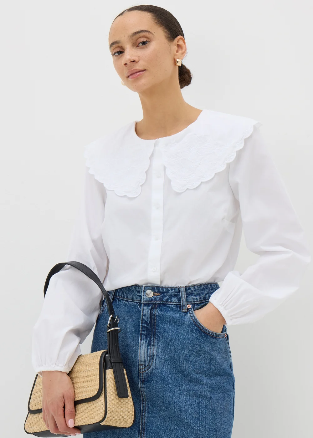 White Embroidered Oversized Collar Shirt - Size 8 Image 1