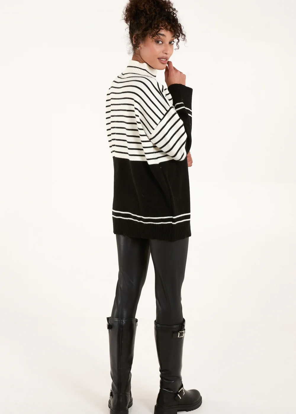 Blue Vanilla Black/White Mixed Stripe Round Neck Jumper - One Size Image 2