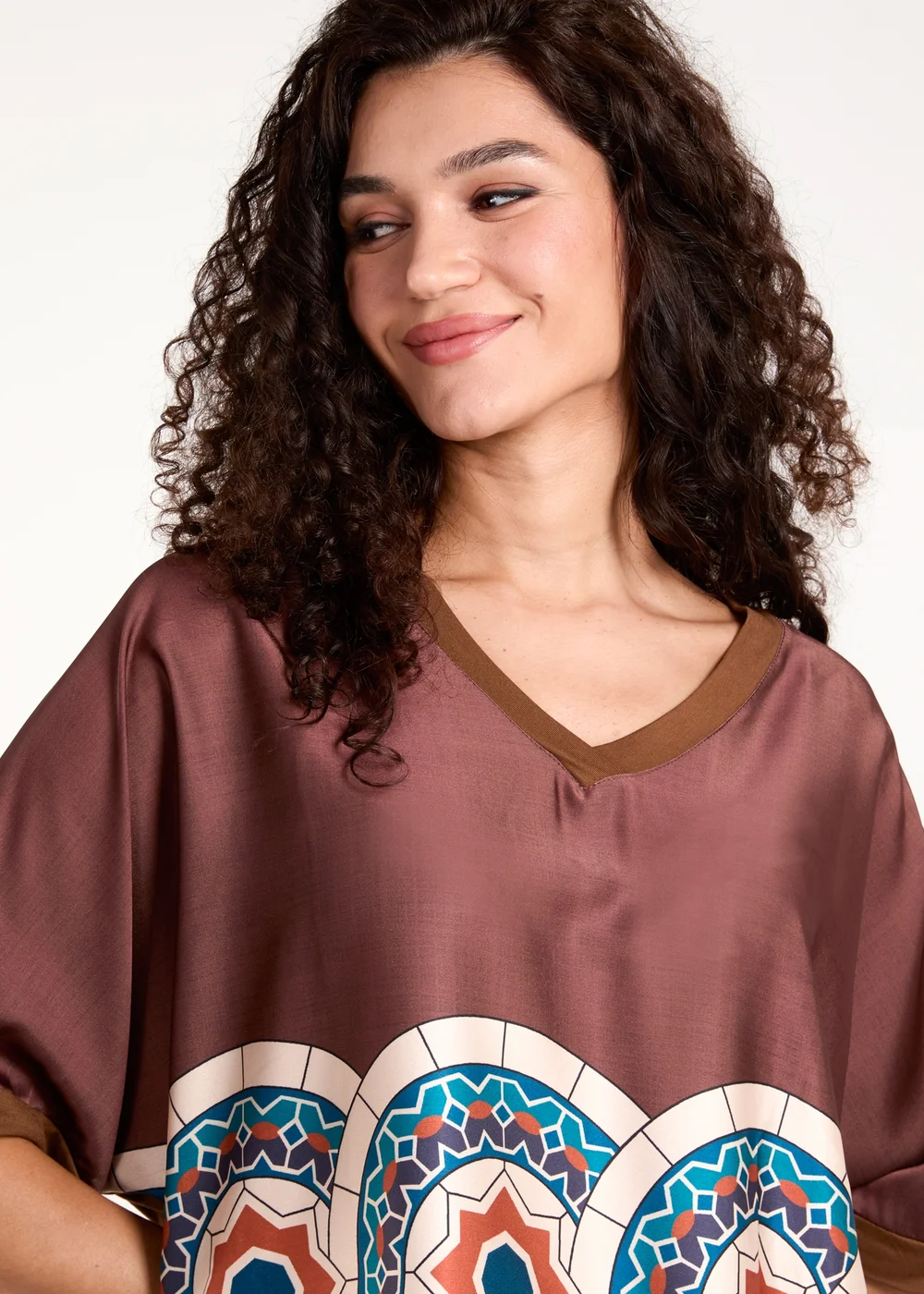 Blue Vanilla Chocolate Satin Viscose Back Print Top - One Size Image 2