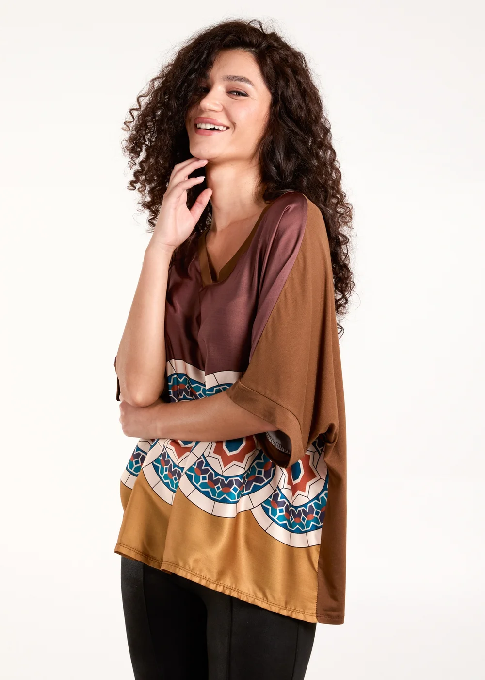Blue Vanilla Chocolate Satin Viscose Back Print Top - One Size Image 4