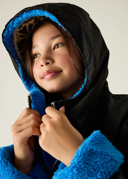Regatta Black Oxford Blue Kids Junior Waterproof Hydrofort Robe - 9-13 Yrs Image 5