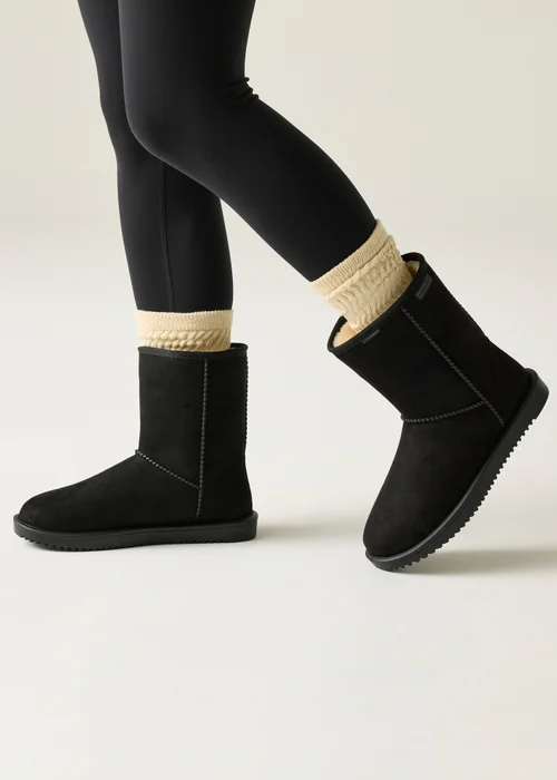 Regatta Black Risley Mid Waterproof Lifestyle boots - 7 Image 1