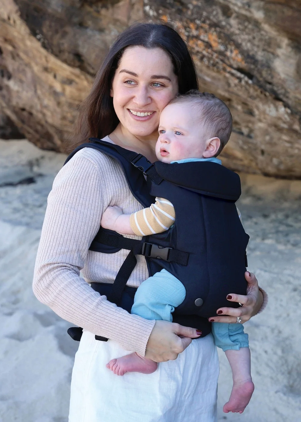 Dreambaby Black 3-Way Facing Journey Baby Carrier - One Size Image 1