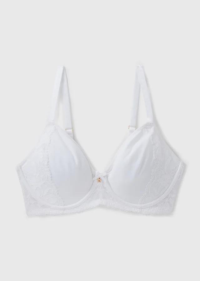 DD+ White Lace Minimise Bra