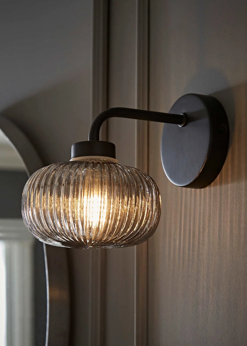 ValueLights Amaia Matte Black Wall Light with Clear Globe Shade - One Size Image 1