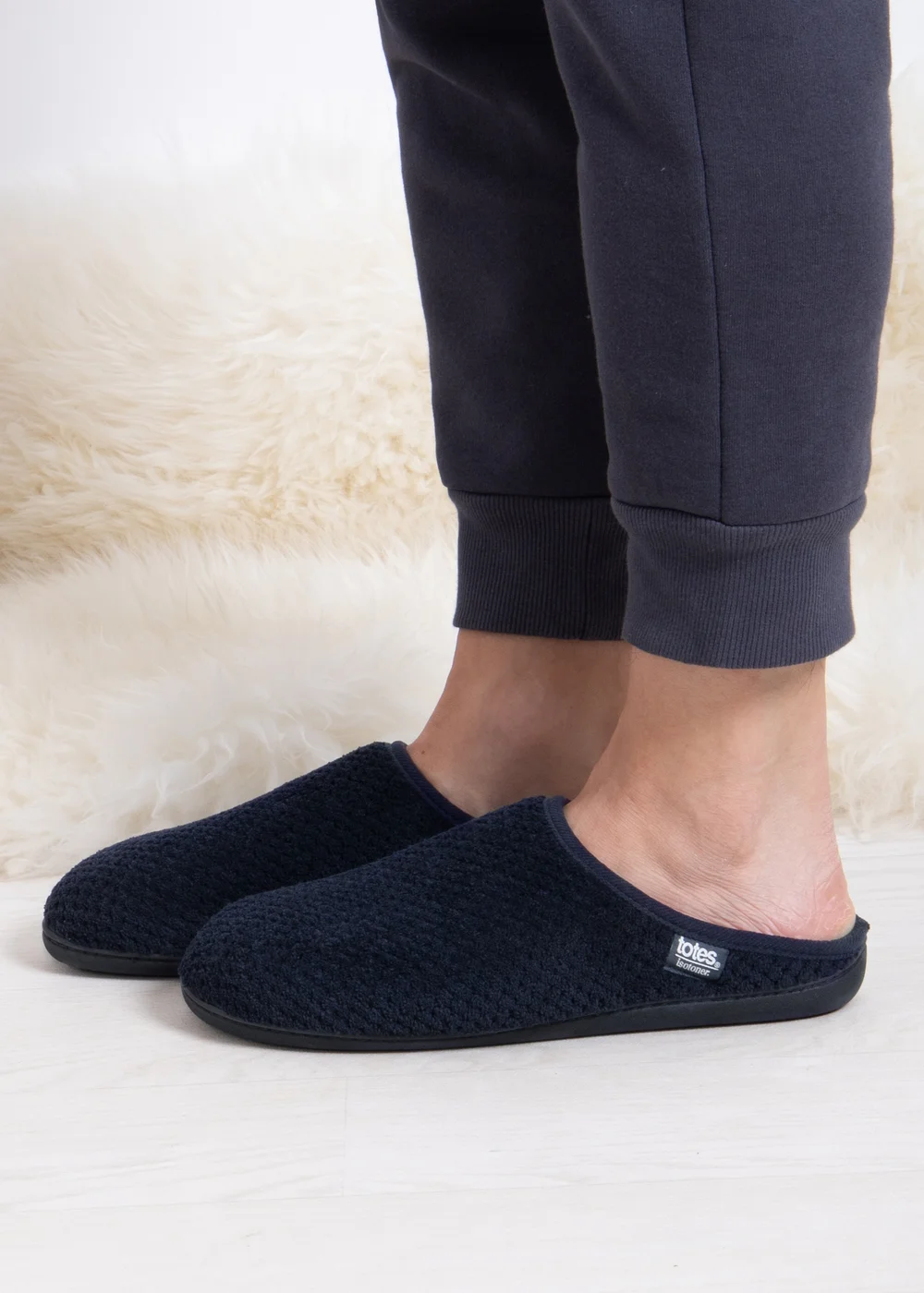 Totes Isotoner Navy Swept Back Popcorn Mule Slipper - Size 8 Image 2