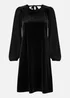 Yumi Black Velvet Tunic Dress with Pleated Balloon Sleeves And Tie Back - 20 Image 3