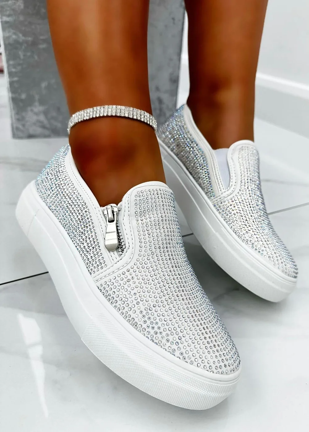 Love Lemonade White Crystal Deluxe Zip Pumps Limited Edition Trainers - Size 3 Image 1