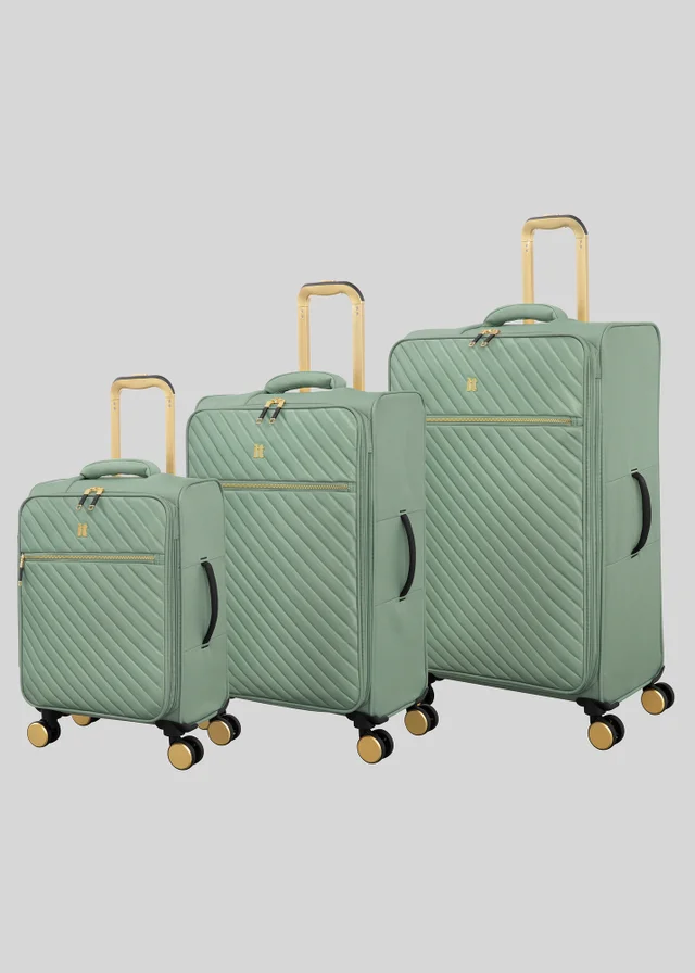 IT Luggage Sage Desirable Soft Suitcase