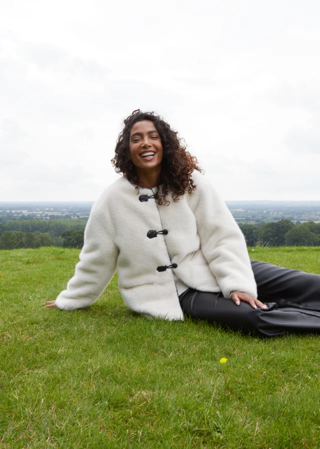 Blue Vanilla Cream Collarless Toggle Detail Fur Jacket