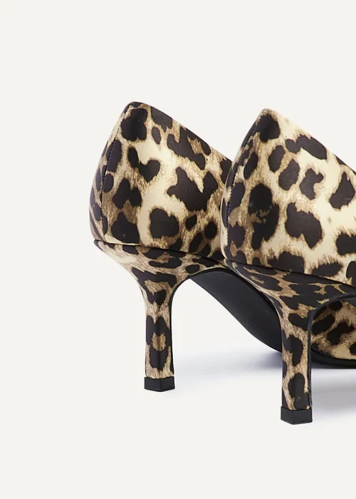 Linzi Multi Kat Leopard Print Scuba Court Heel - Size 4 Image 4